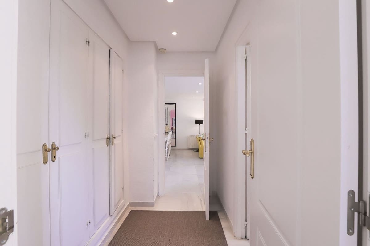 3 chambre Appartement à vendre à Cabopino avec piscine - 1 050 000 € (Ref: 9402688)