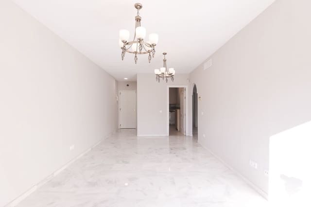 2 sovrum Takvåning till salu i La Reserva, Marbella med pool garage - 349 000 € (Ref: 9438758)