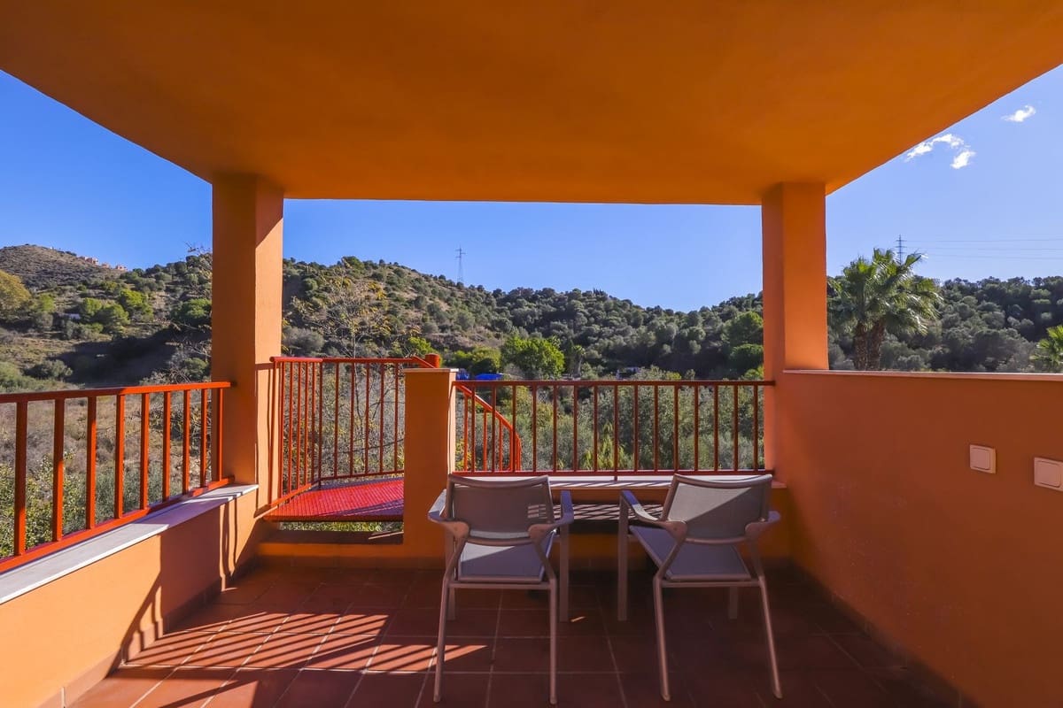 2 sovrum Takvåning till salu i La Reserva med pool garage - 349 000 € (Ref: 9438758)