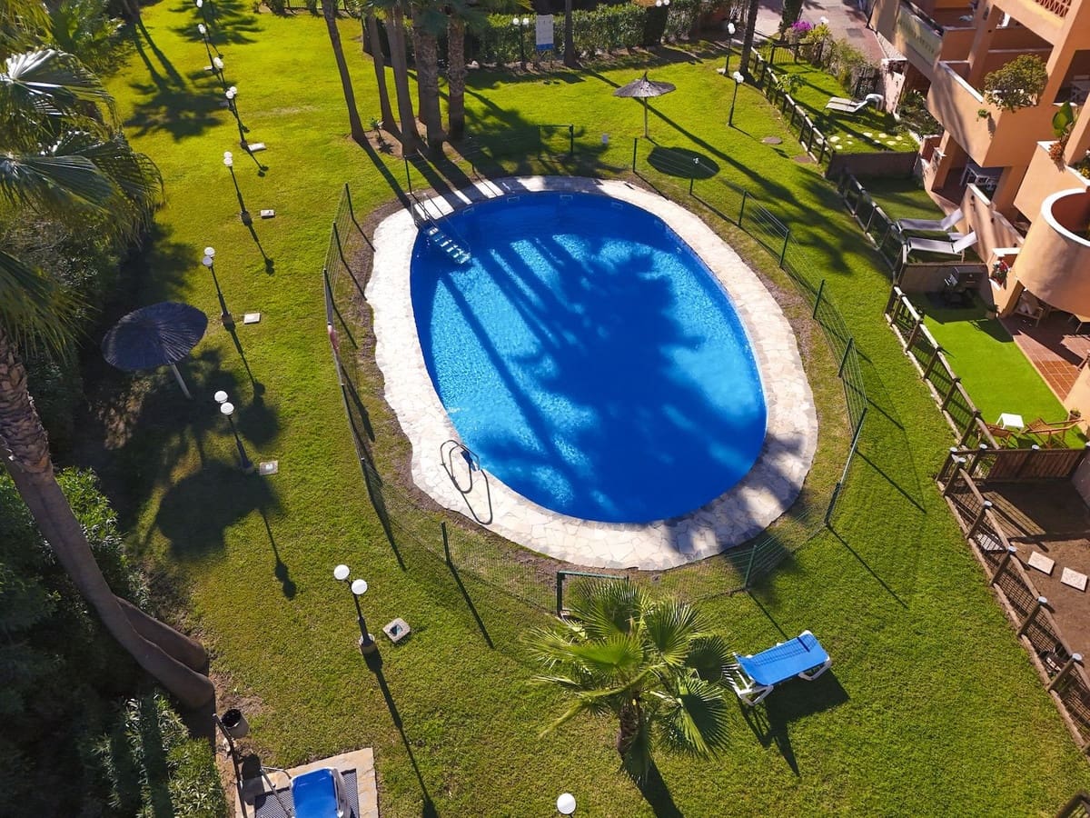 2 bedroom Apartment for sale in La Reserva with pool garage - € 349,000 (Ref: 9491920)