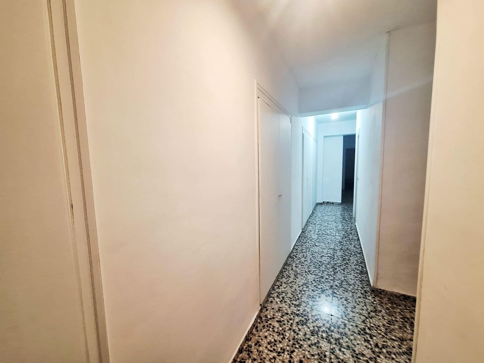 4 bedroom Flat for sale in Carcaixent - € 134,000 (Ref: 10005637)