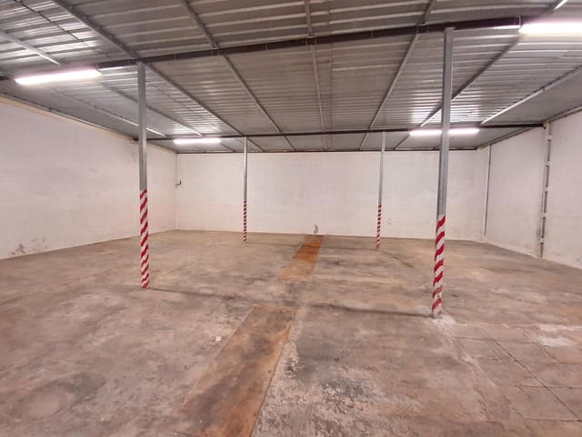 Business for sale in Algemesí - € 550,000 (Ref: 10017530)