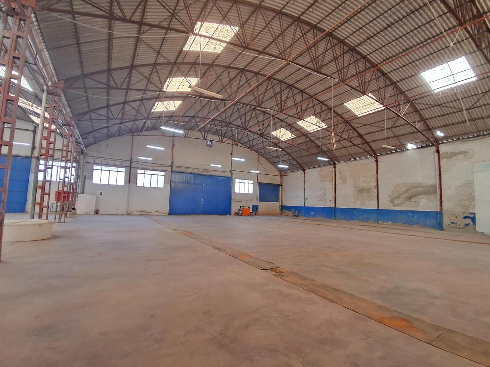 Business for sale in Algemesi - € 550,000 (Ref: 10017530)