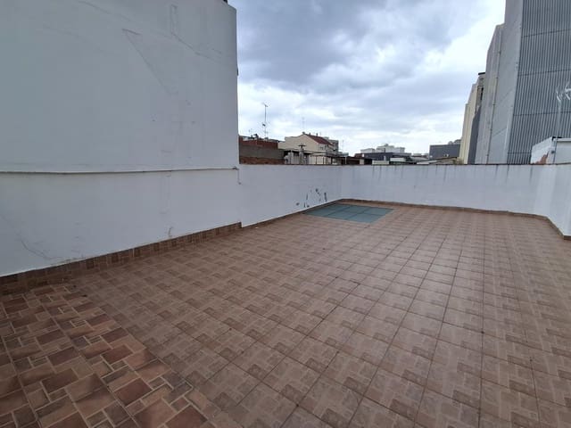 Casa em Banda para venda em Alzira - 200 000 € (Ref: 10035396)