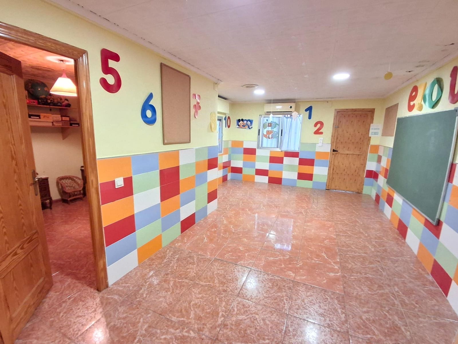 Casa em Banda para venda em Alzira - 200 000 € (Ref: 10035396)