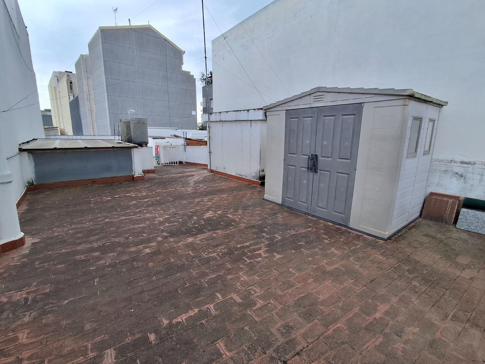 Casa em Banda para venda em Alzira - 200 000 € (Ref: 10035396)