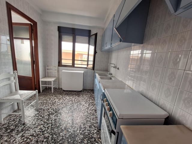 3 chambre Appartement à vendre à Tavernes de la Valldigna avec garage - 120 000 € (Ref: 10038392)