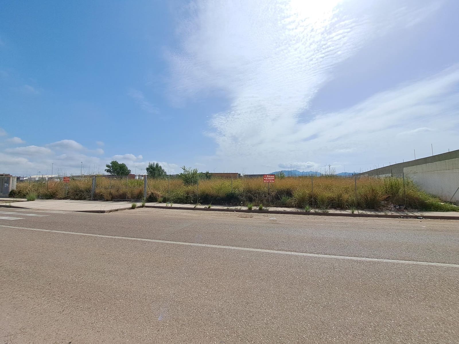 Terreno para Construção para venda em Alzira - 215 000 € (Ref: 10044829)