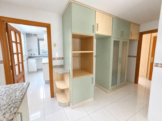 5 camera da letto Appartamento in vendita in Alzira - 210.000 € (Rif: 10055294)