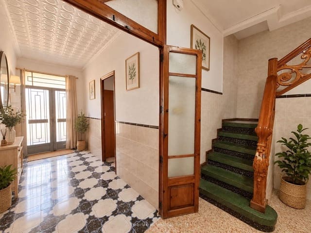 5 soverom Hus til salgs i Alzira med garasje - € 202 000 (Ref: 10072587)
