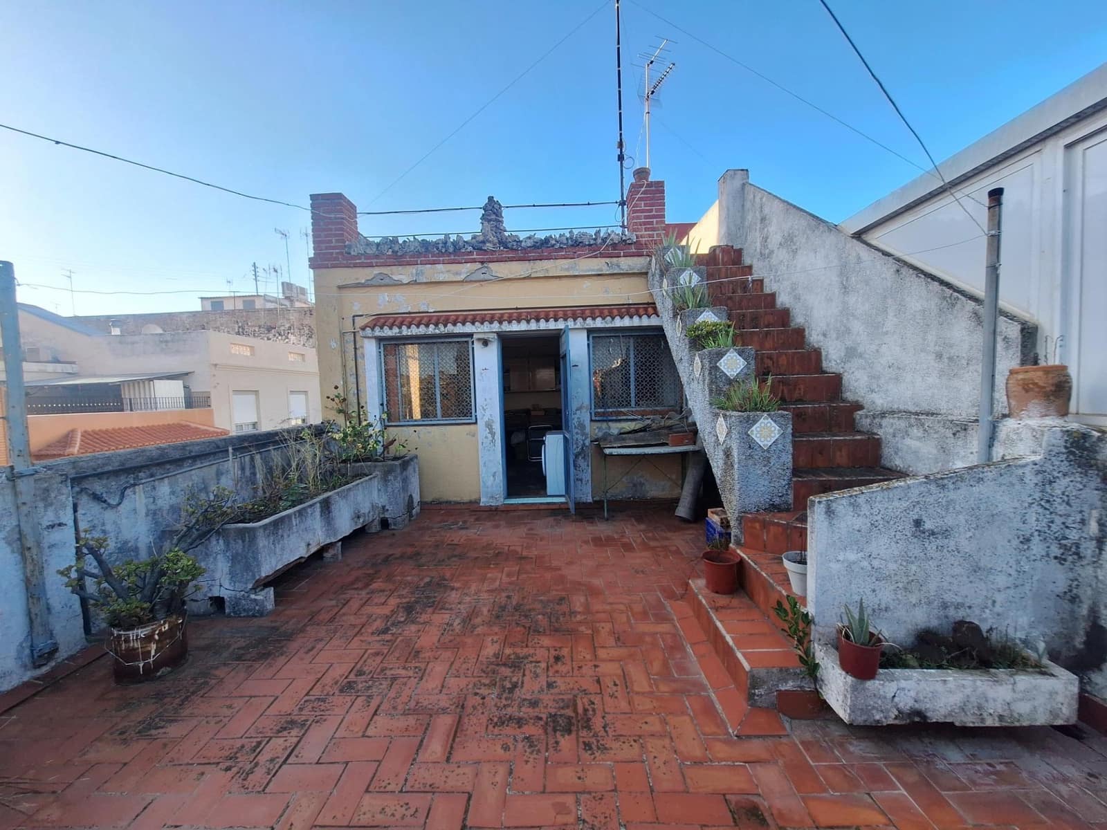 5 soverom Hus til salgs i Alzira med garasje - € 202 000 (Ref: 10072587)