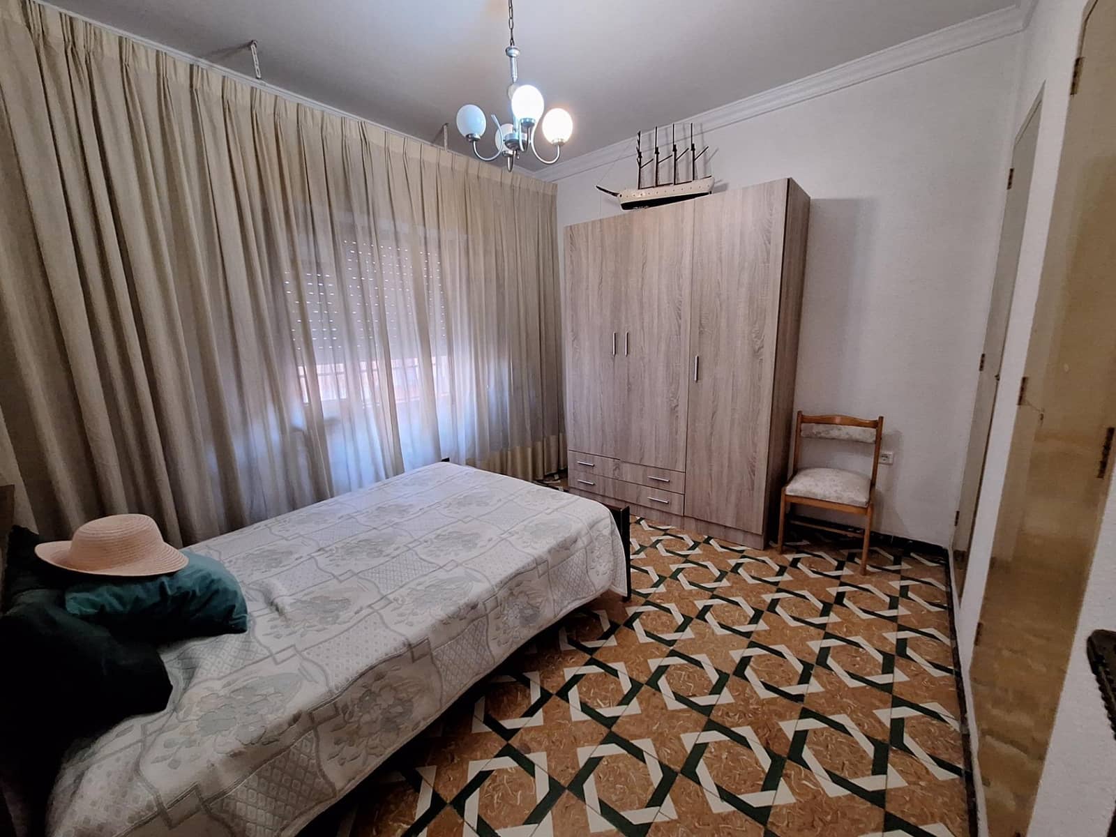 5 soverom Hus til salgs i Alzira med garasje - € 202 000 (Ref: 10072587)