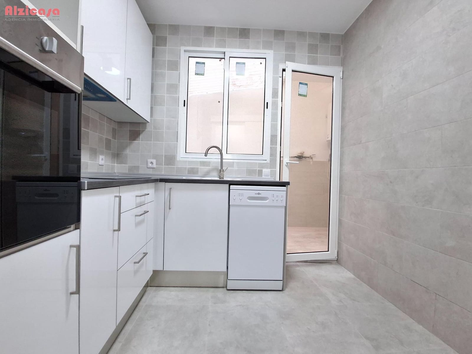 3 slaapkamer Flat te koop in Carcaixent - € 143.000 (Ref: 10075673)