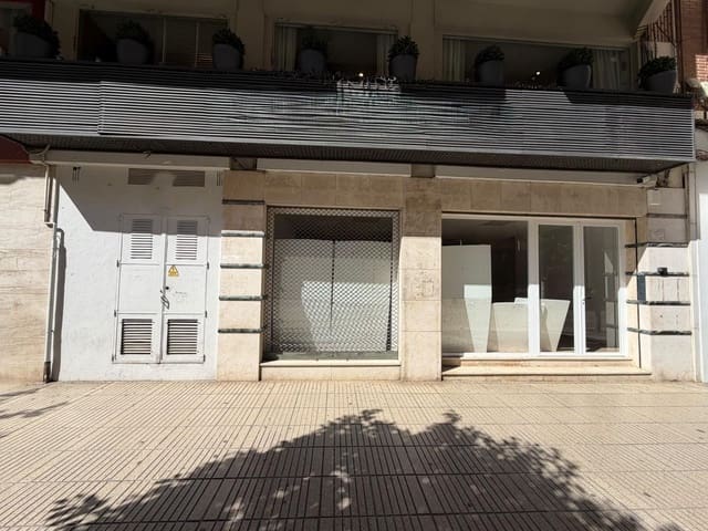 Commerciale da affittare in Alzira - 2.200 € (Rif: 10100456)
