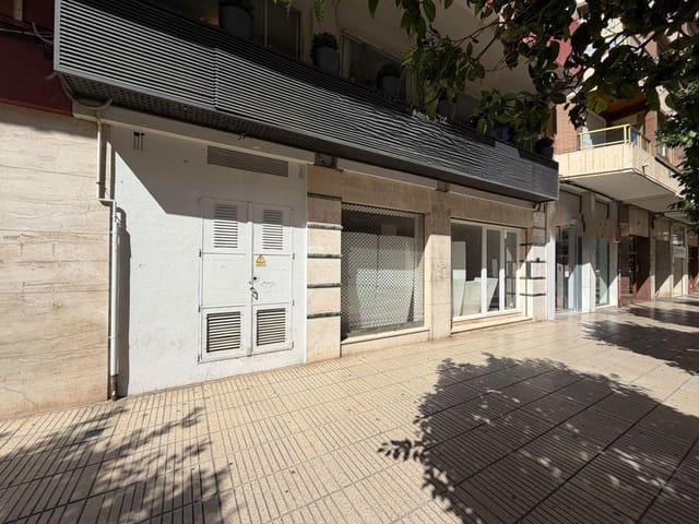 Commerciale da affittare in Alzira - 2.200 € (Rif: 10100456)