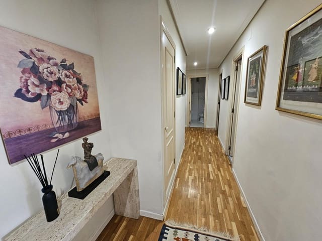 3 makuuhuone Asunto myytävänä paikassa Alzira - 163 000 € (Ref: 10100457)
