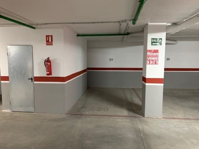Garage till salu i Carcaixent - 12 500 € (Ref: 10100458)