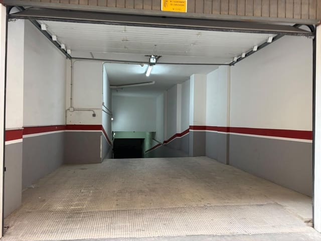 Garage till salu i Carcaixent - 12 500 € (Ref: 10100458)