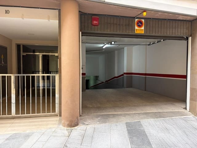 Garage till salu i Carcaixent - 12 500 € (Ref: 10100458)