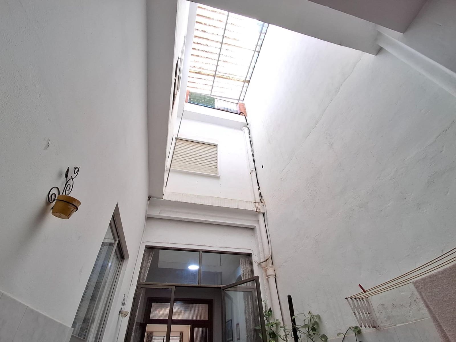 4 bedroom Townhouse for sale in Alzira - € 200,000 (Ref: 10120213)