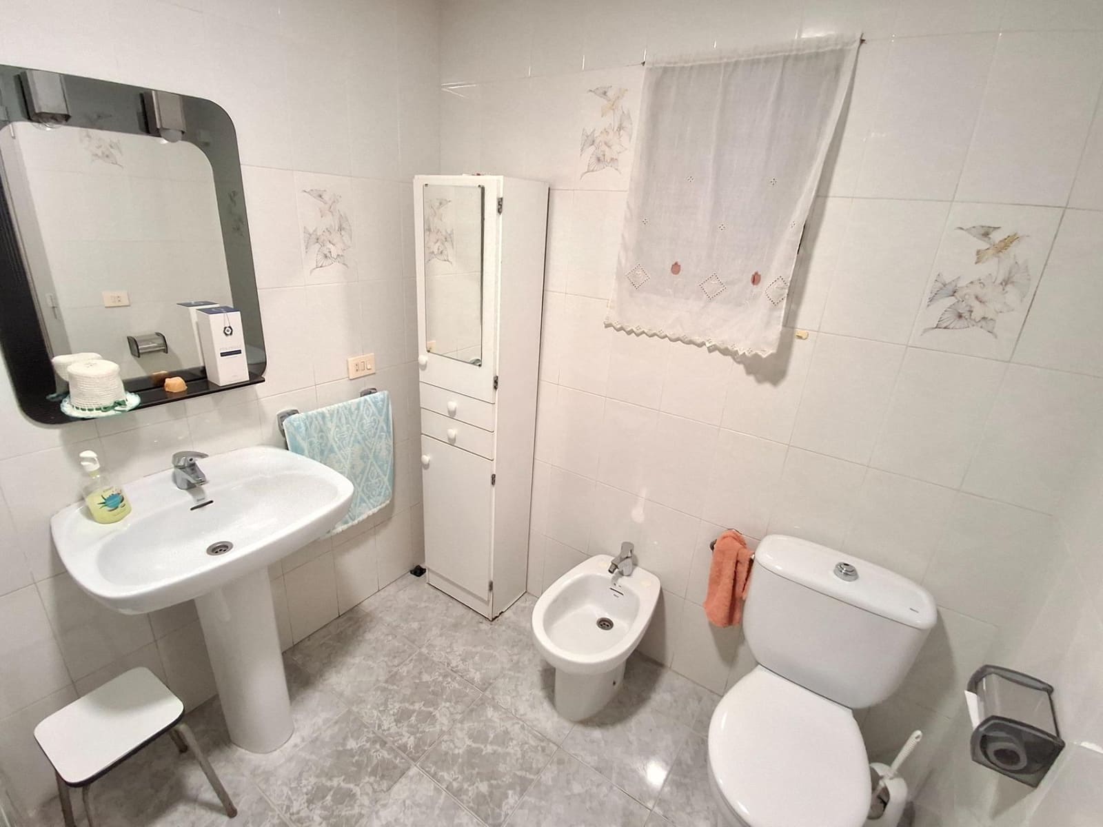 4 bedroom Townhouse for sale in Alzira - € 200,000 (Ref: 10120213)