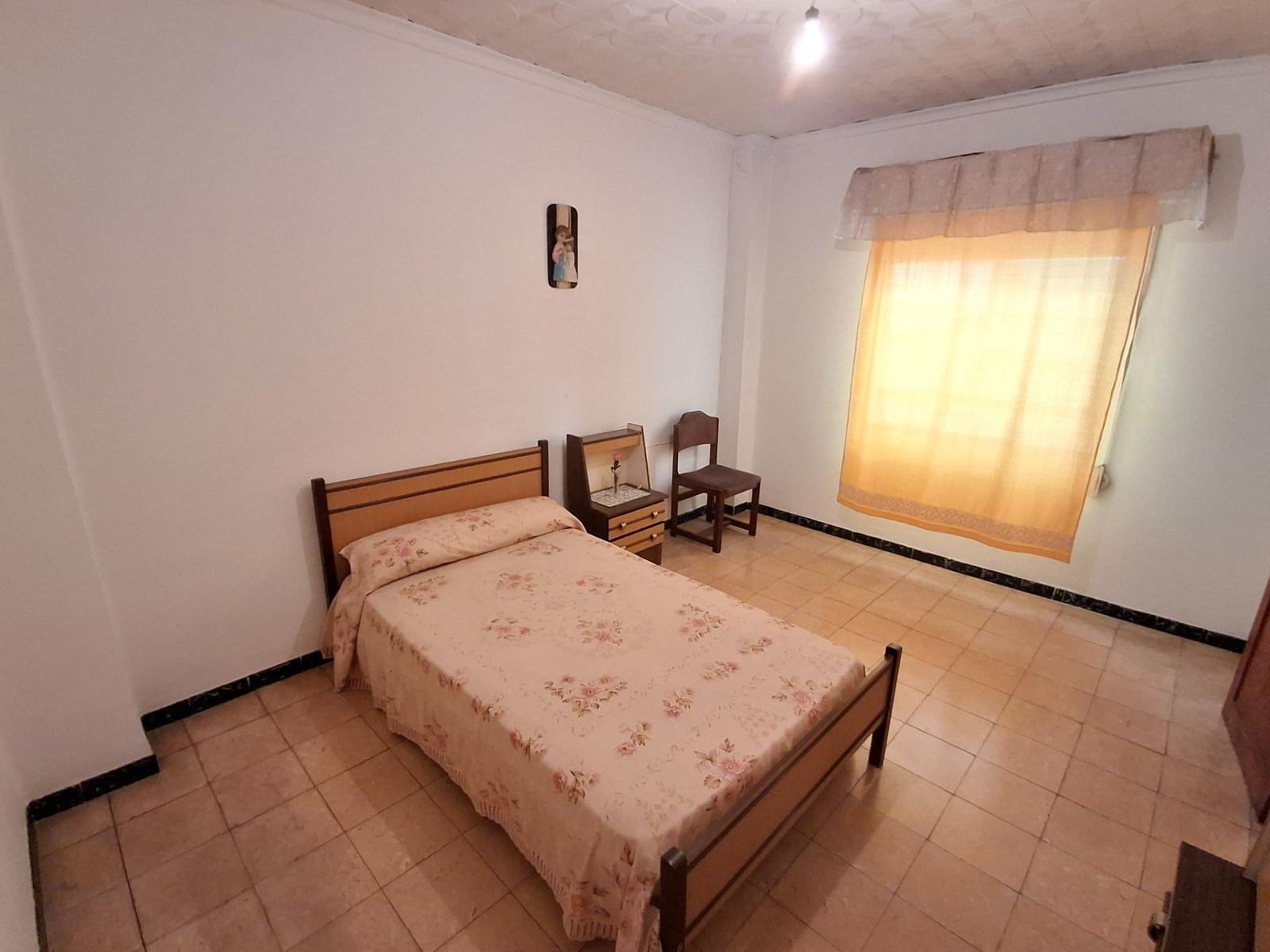4 bedroom Townhouse for sale in Alzira - € 200,000 (Ref: 10120213)