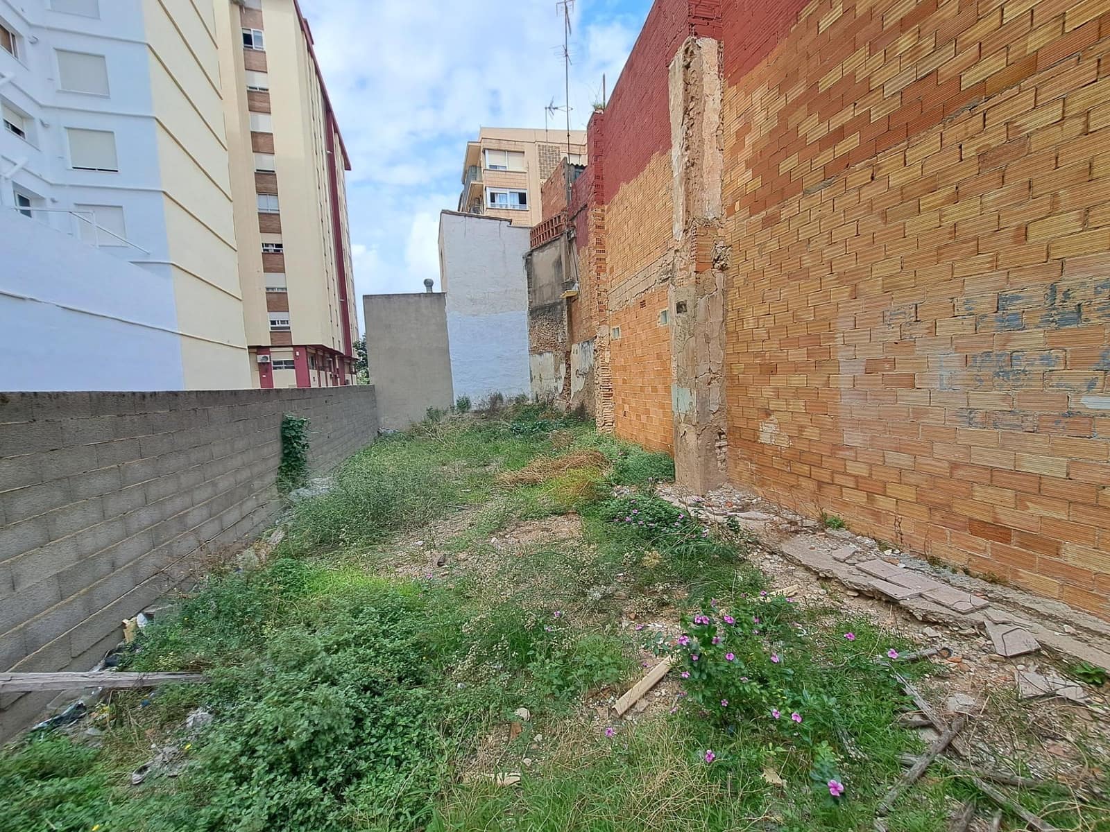 Byggegrund til salg i Alzira - € 90.000 (Ref: 10129501)