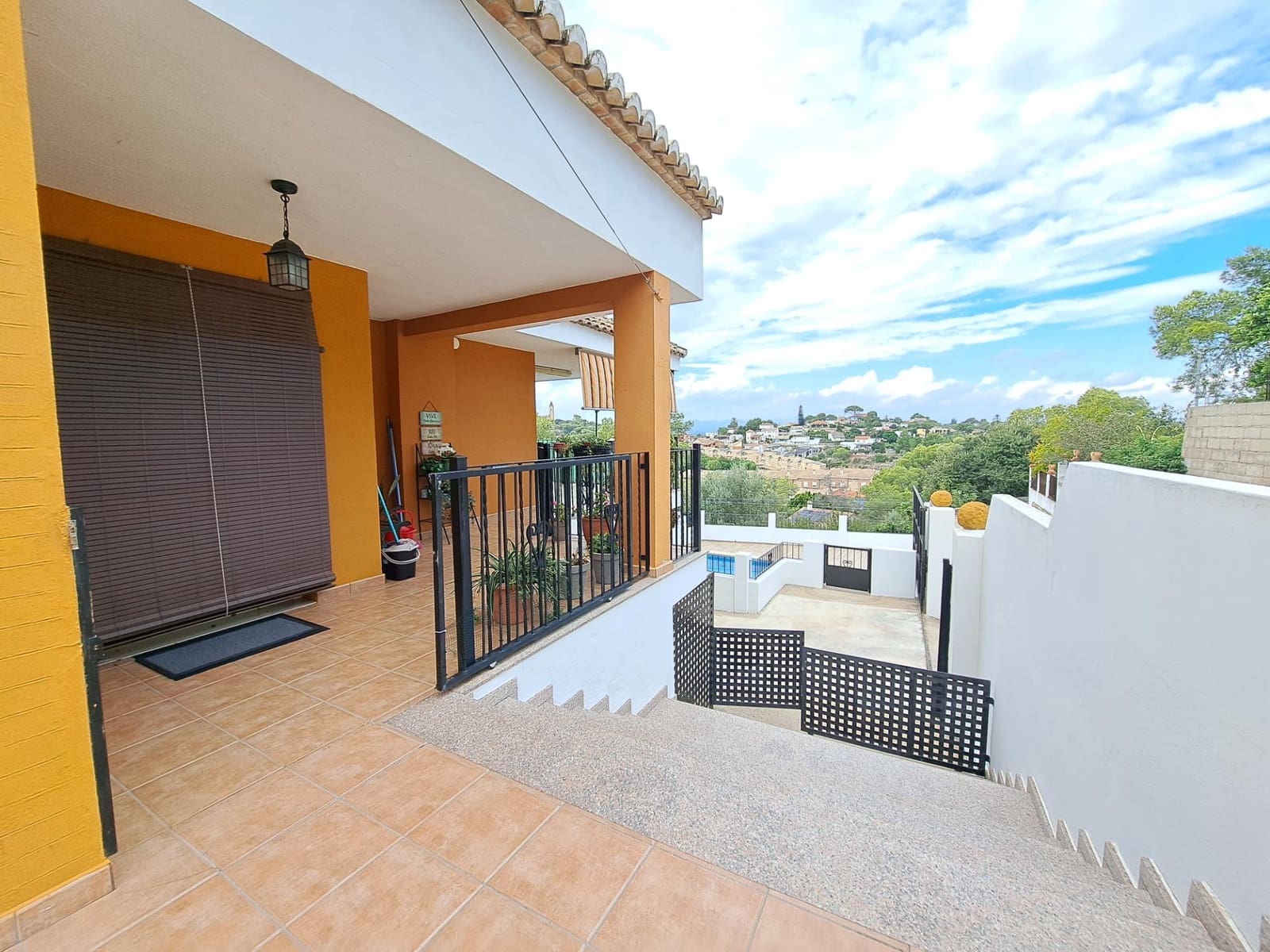 5 slaapkamer Flat te koop in Alzira met zwembad - € 425.000 (Ref: 10147142)