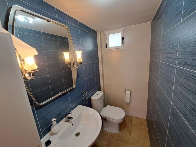 5 makuuhuone Asunto myytävänä paikassa Alzira mukana uima-altaan - 425 000 € (Ref: 10147142)