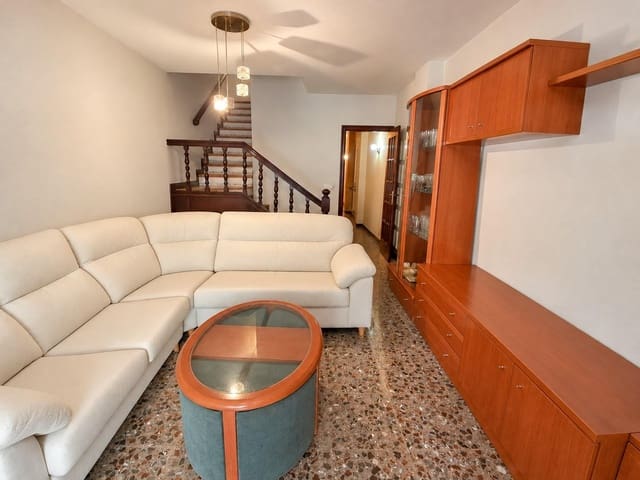 3 makuuhuone Huoneisto myytävänä paikassa Alzira - 205 000 € (Ref: 10155294)