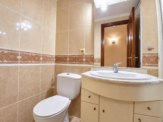 3 makuuhuone Huoneisto myytävänä paikassa Alzira - 205 000 € (Ref: 10155294)