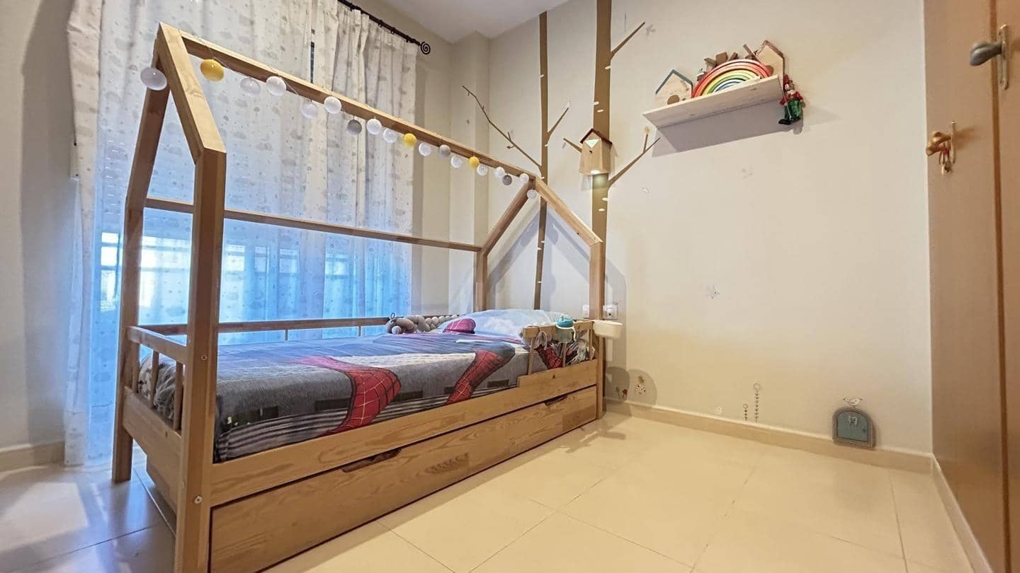 3 soveværelse Rækkehus til salg i Carcaixent med garage - € 185.000 (Ref: 10157924)