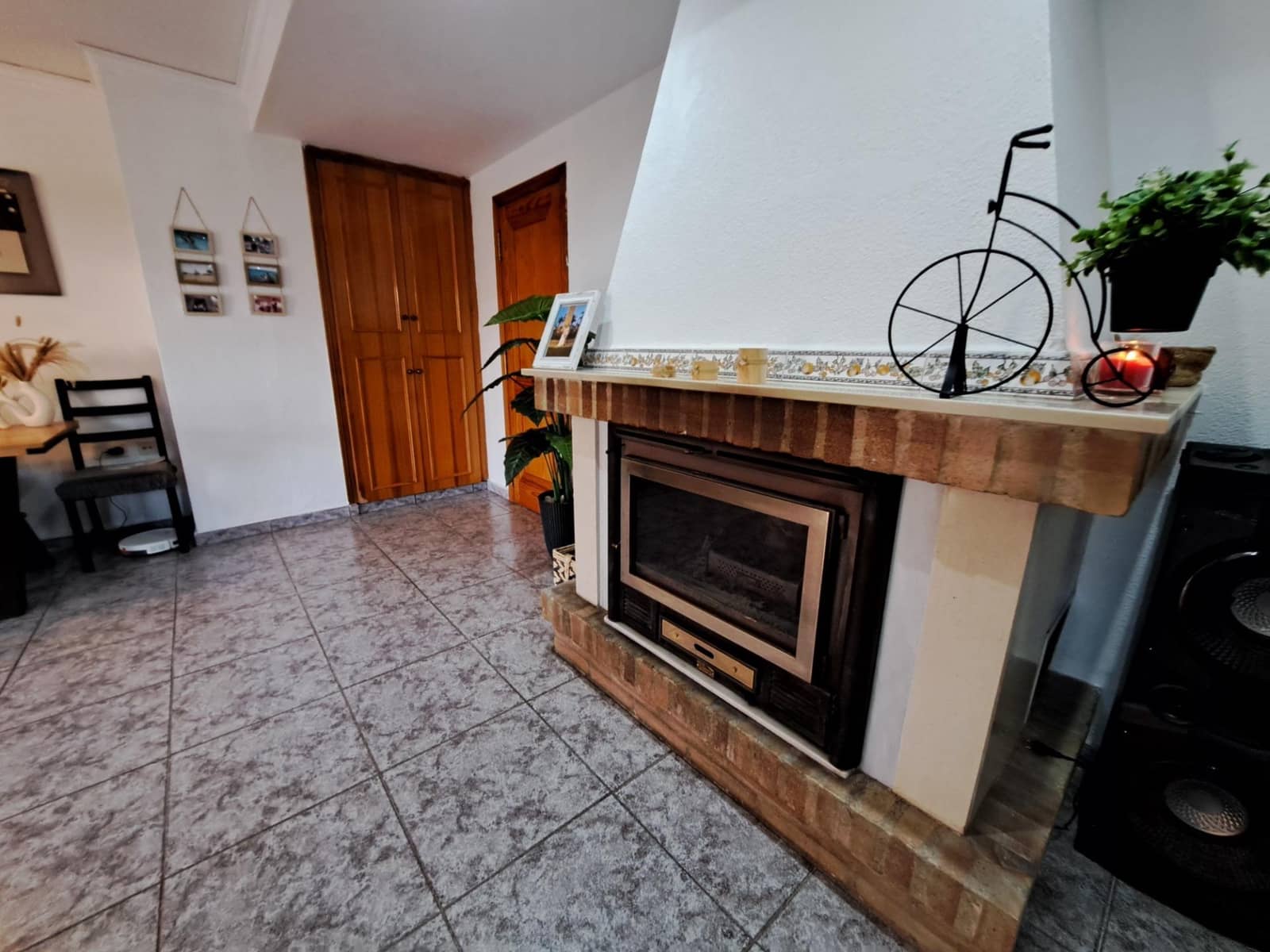 4 soverom Villa til salgs i Alzira med svømmebasseng garasje - € 280 000 (Ref: 10171609)