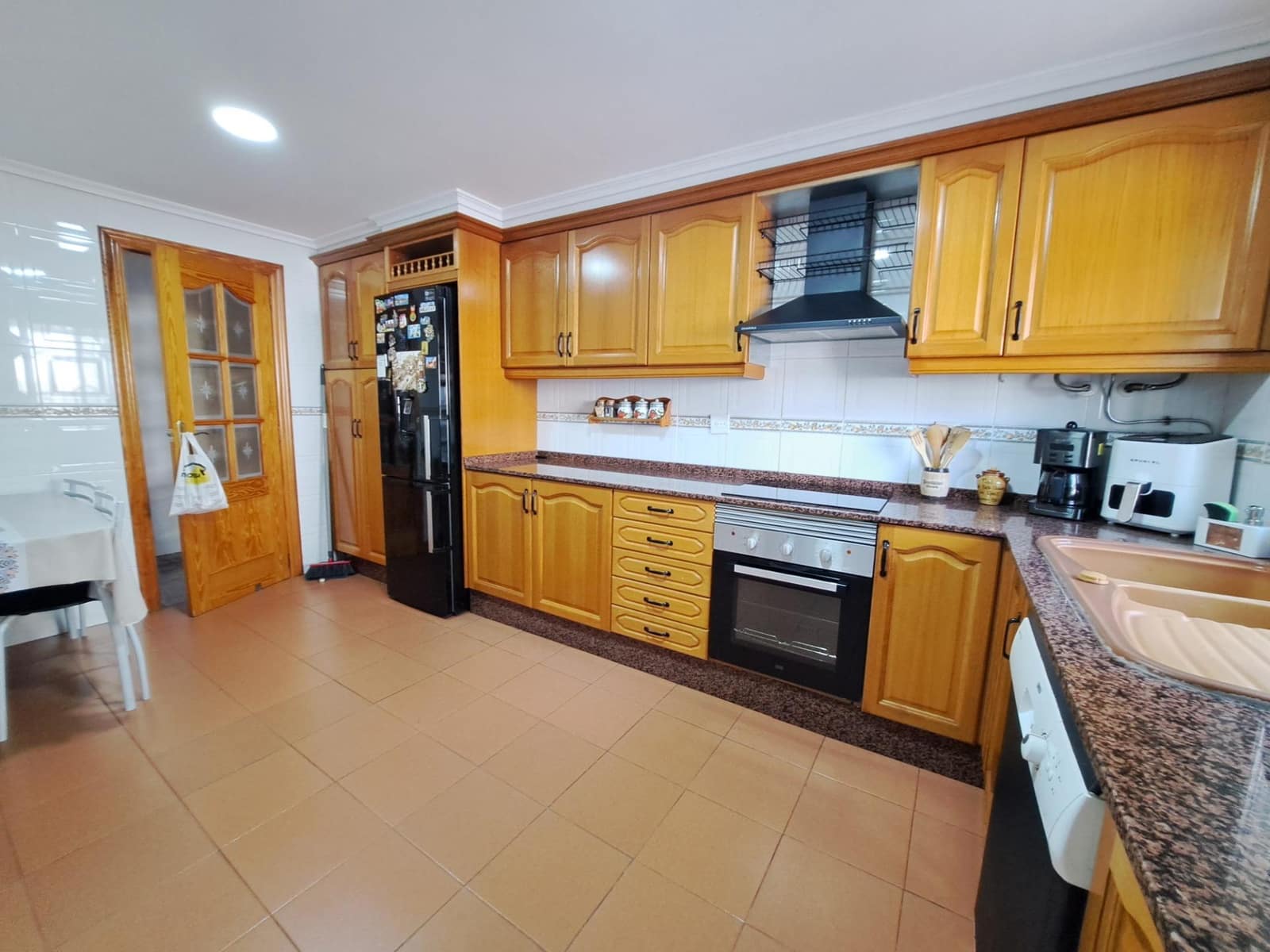 4 soverom Villa til salgs i Alzira med svømmebasseng garasje - € 280 000 (Ref: 10171609)