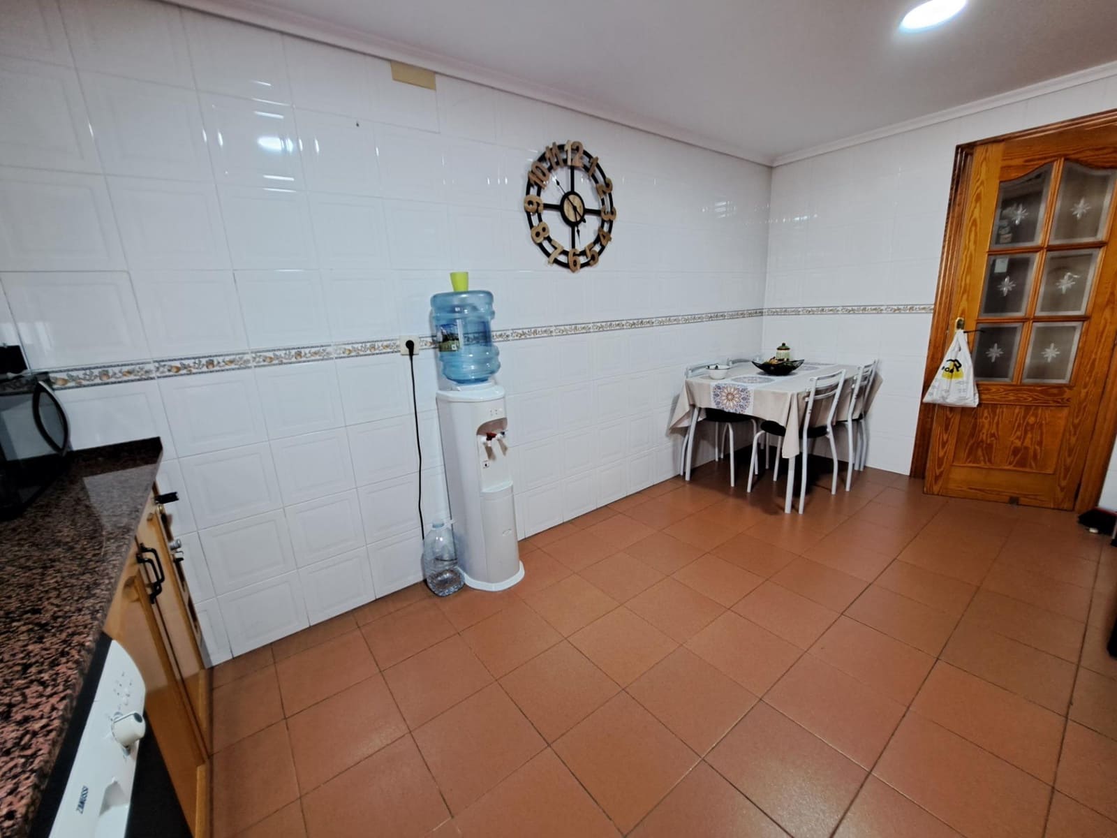 4 soverom Villa til salgs i Alzira med svømmebasseng garasje - € 280 000 (Ref: 10171609)