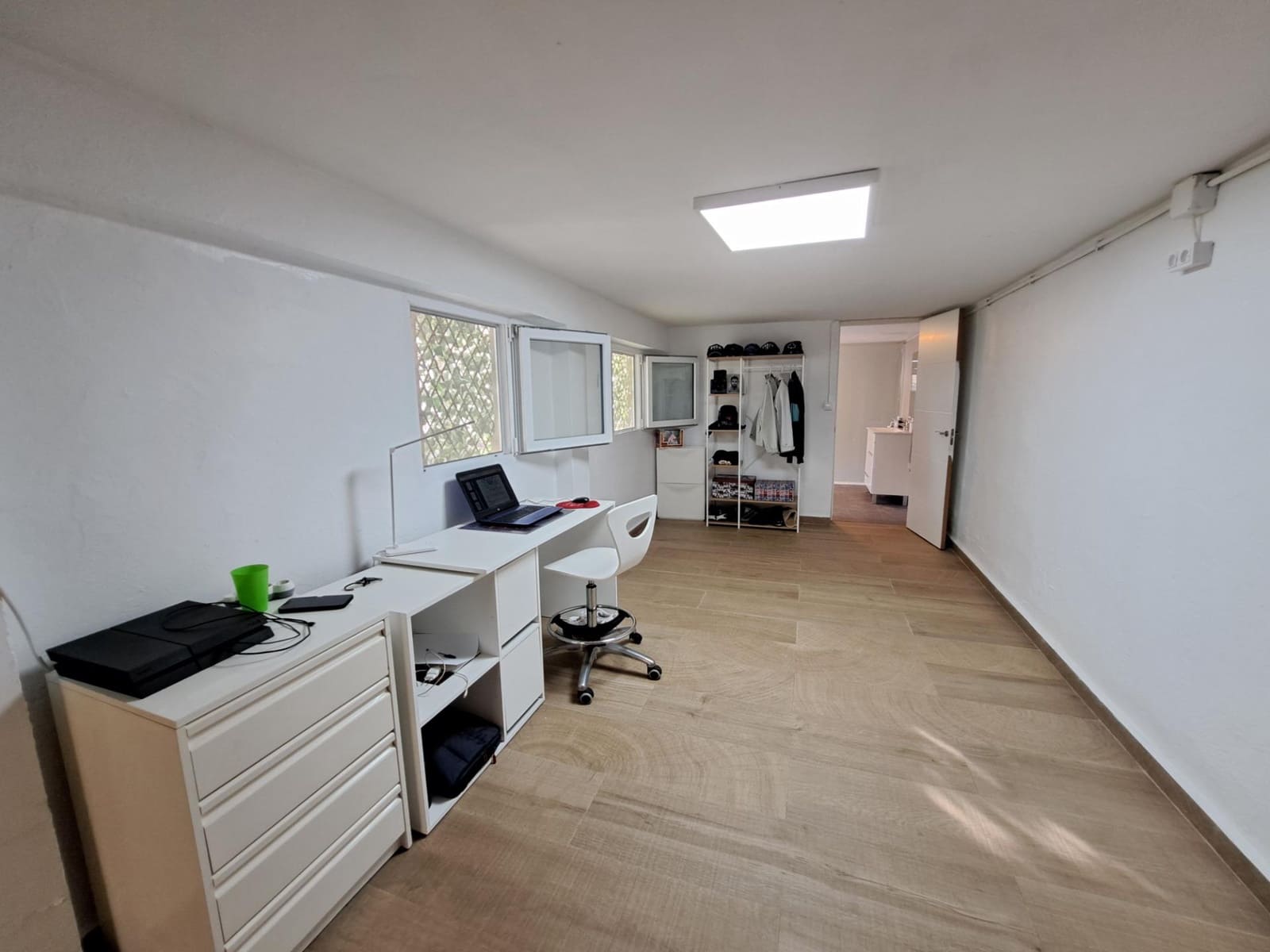 4 soverom Villa til salgs i Alzira med svømmebasseng garasje - € 280 000 (Ref: 10171609)