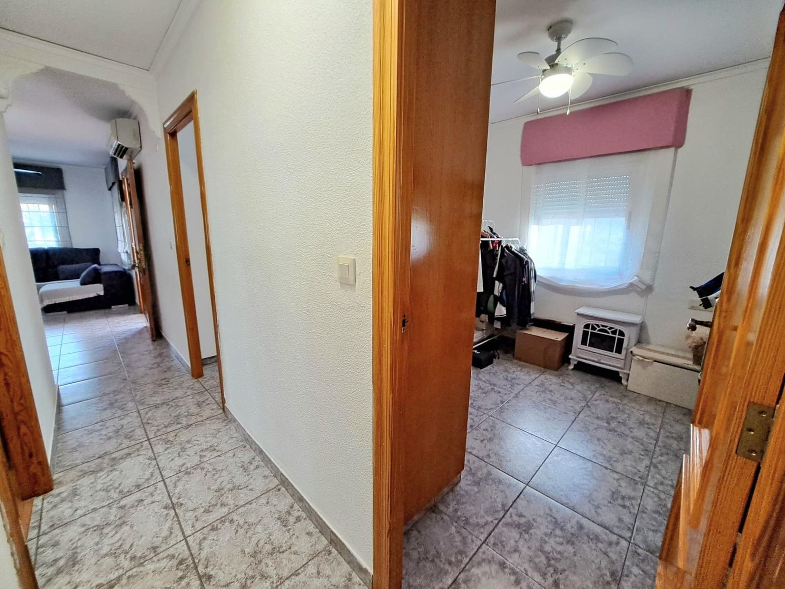 4 soverom Villa til salgs i Alzira med svømmebasseng garasje - € 280 000 (Ref: 10171609)