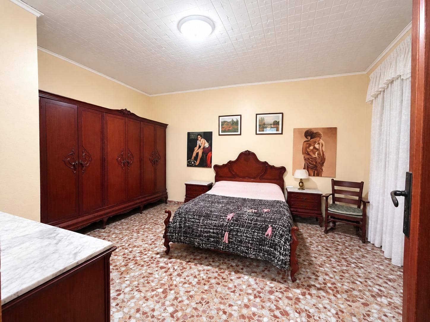 5 slaapkamer Huis te koop in Carcaixent met garage - € 180.000 (Ref: 10173970)