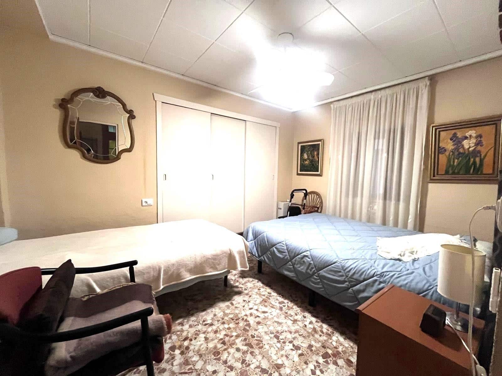5 slaapkamer Huis te koop in Carcaixent met garage - € 180.000 (Ref: 10173970)