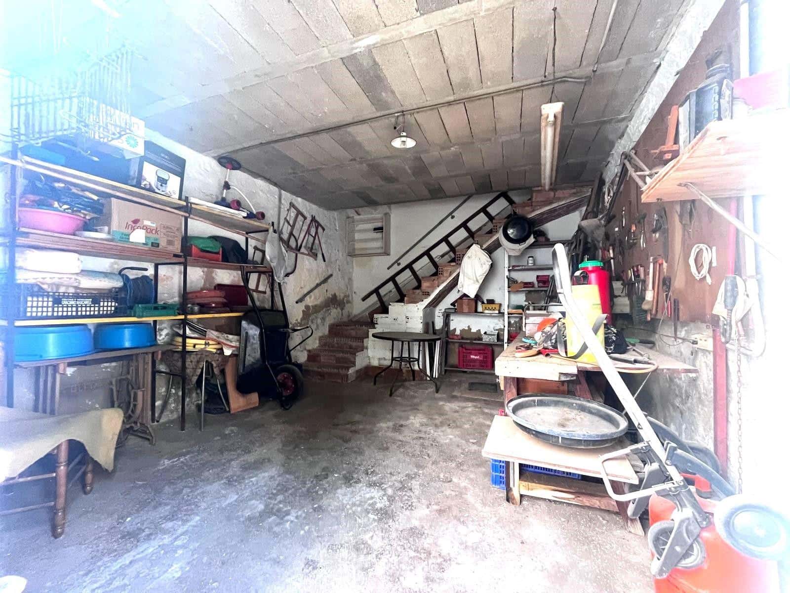 5 slaapkamer Huis te koop in Carcaixent met garage - € 180.000 (Ref: 10173970)