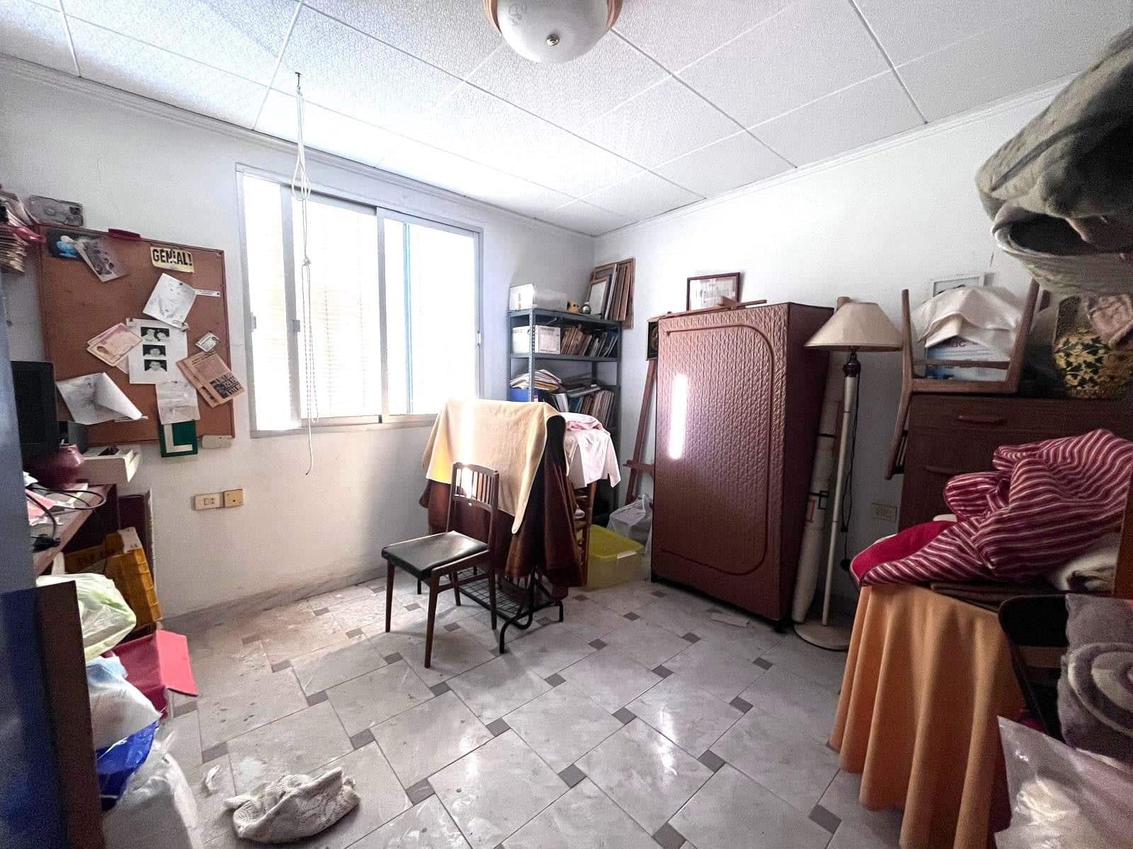 5 slaapkamer Huis te koop in Carcaixent met garage - € 180.000 (Ref: 10173970)