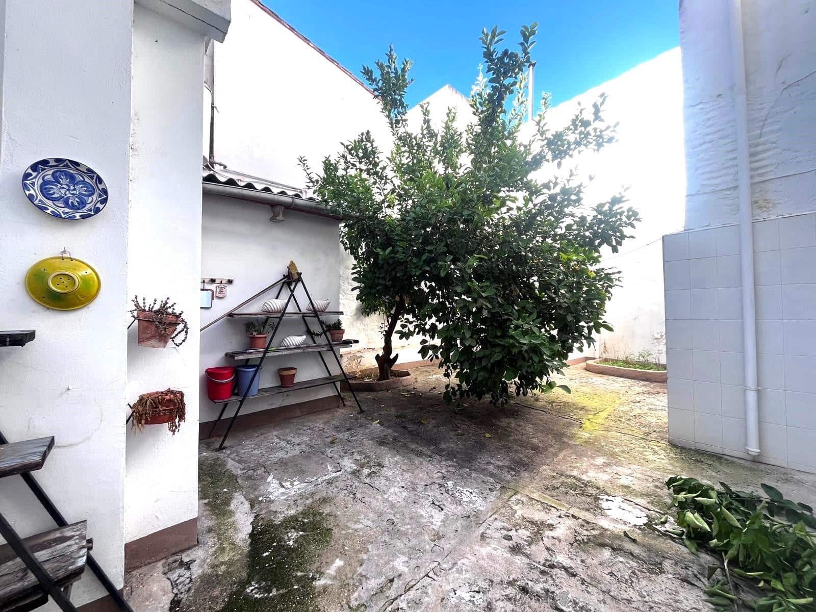 5 slaapkamer Huis te koop in Carcaixent met garage - € 180.000 (Ref: 10173970)