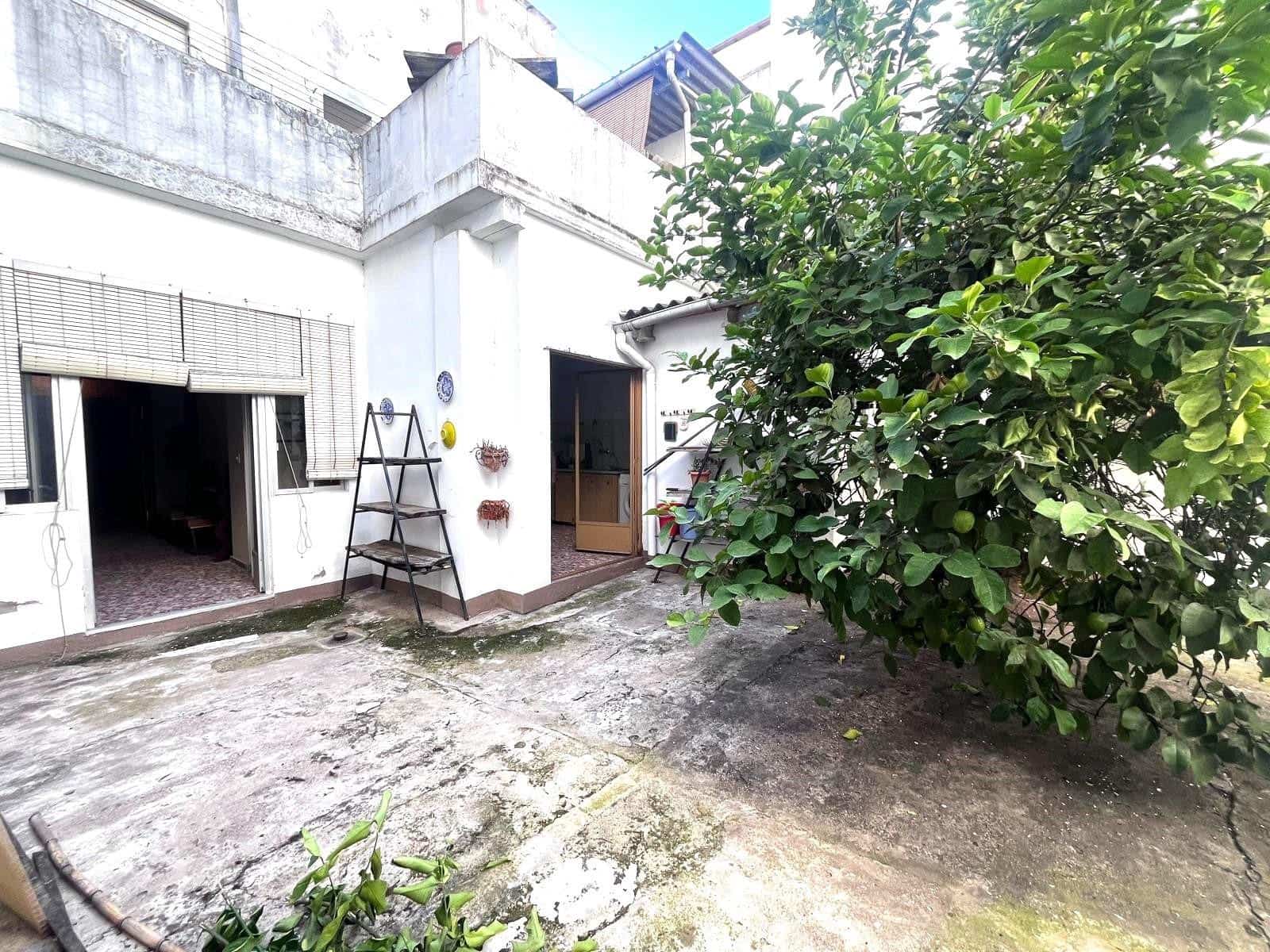 5 slaapkamer Huis te koop in Carcaixent met garage - € 180.000 (Ref: 10173970)