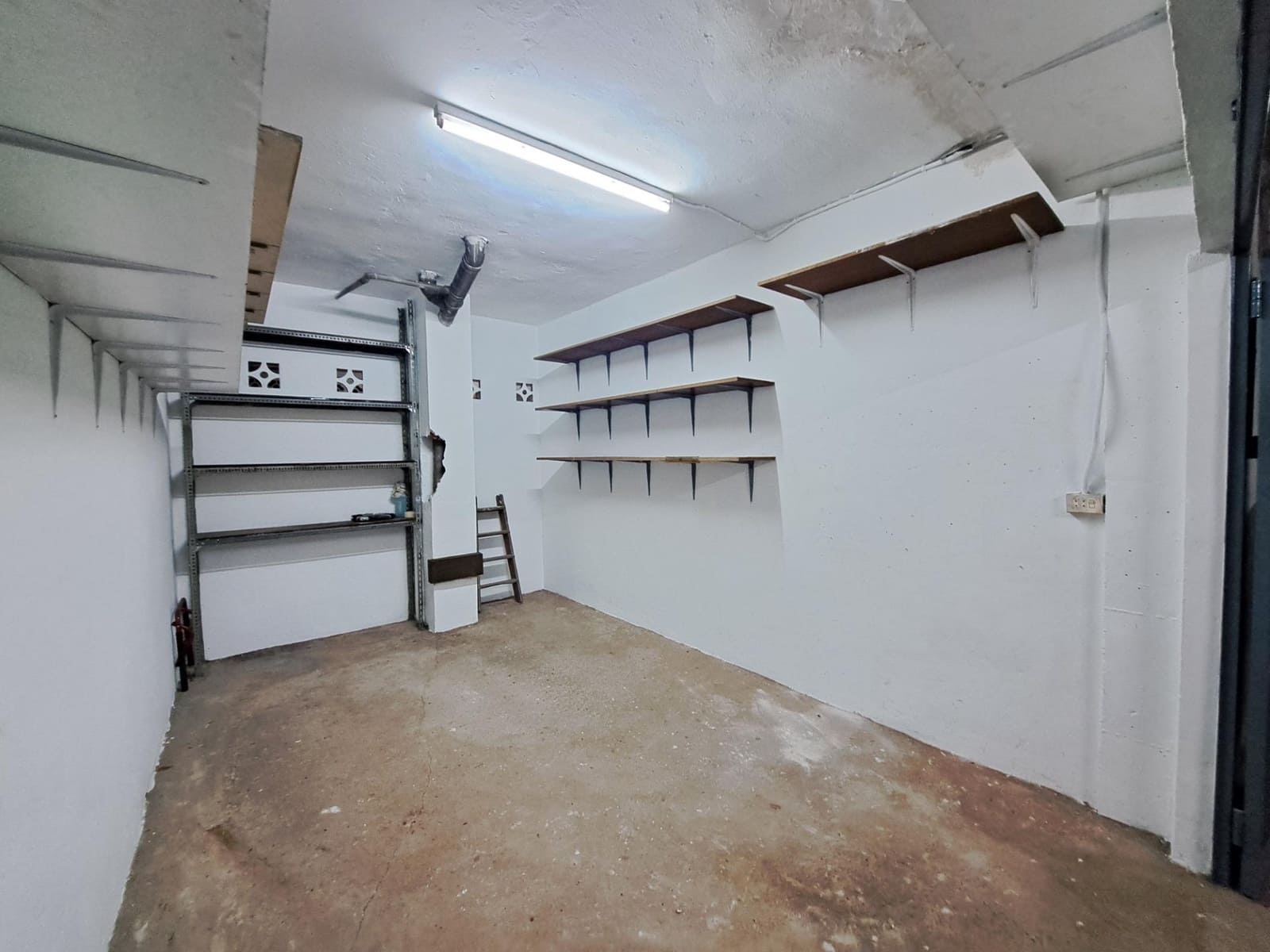 Garasje til salgs i Alzira - € 16 000 (Ref: 10180623)