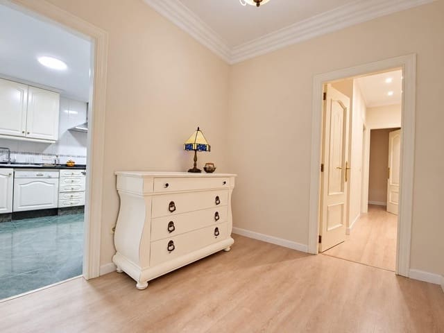 3 chambre Maison de Ville à vendre à Alzira avec garage - 270 000 € (Ref: 10183146)