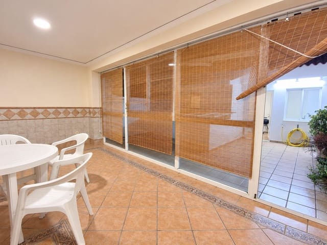 3 chambre Maison de Ville à vendre à Alzira avec garage - 270 000 € (Ref: 10183146)