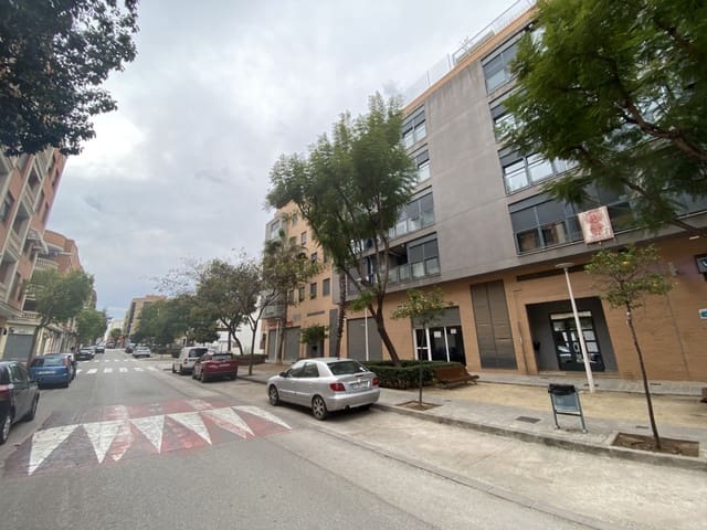 Commercial for rent in Picassent - € 700 (Ref: 6890842)