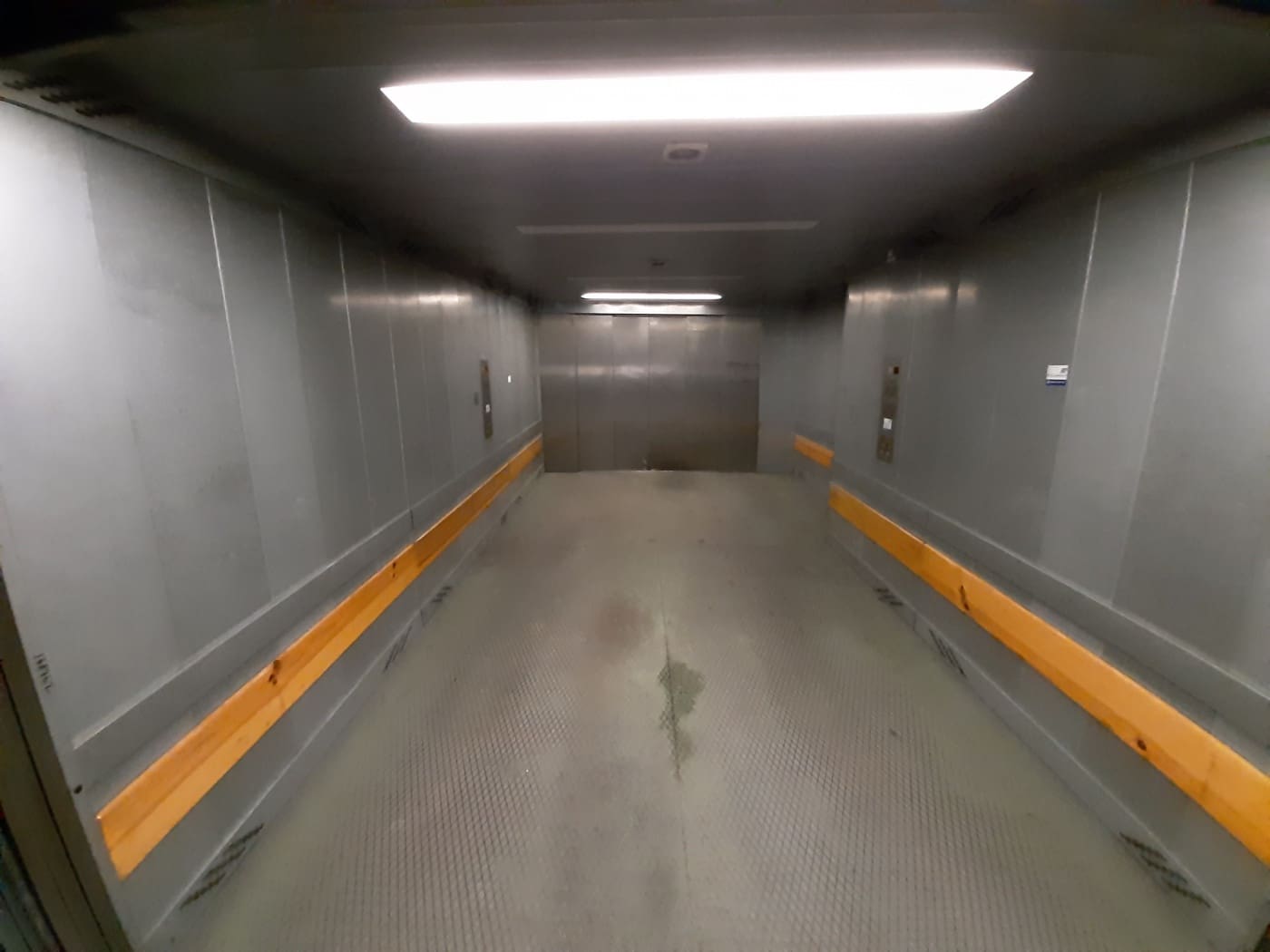 Garage til salg i Alzira - € 15.000 (Ref: 6890864)