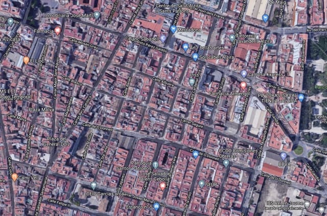 Commercial for sale in Alzira - € 80,000 (Ref: 6890874)