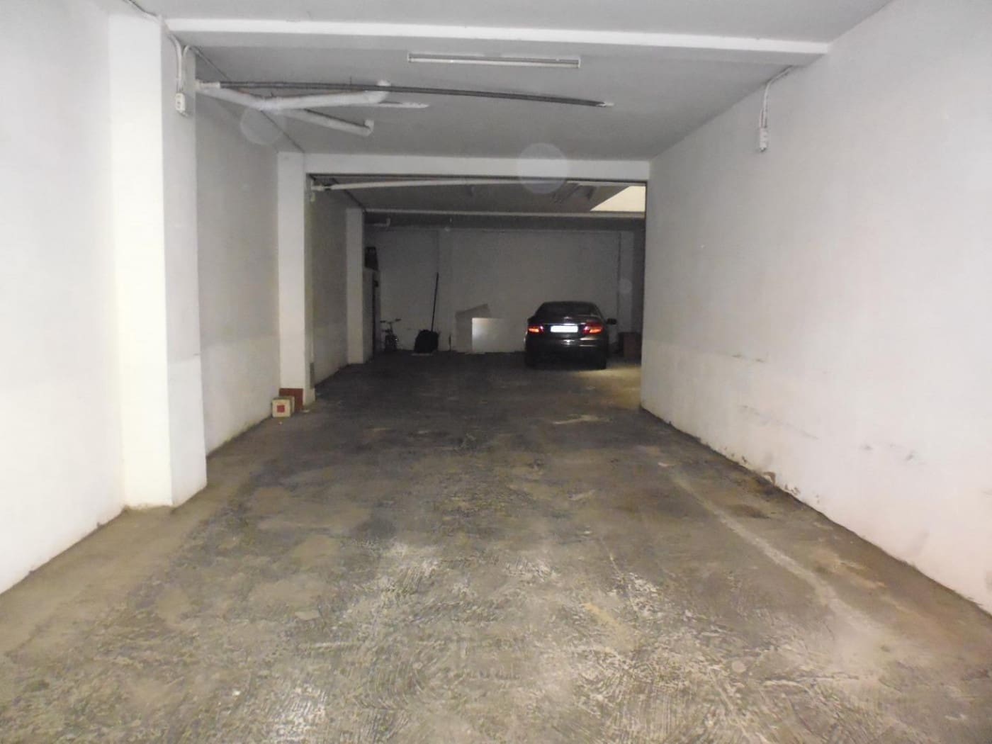 Commercial for sale in Alzira - € 80,000 (Ref: 6890874)